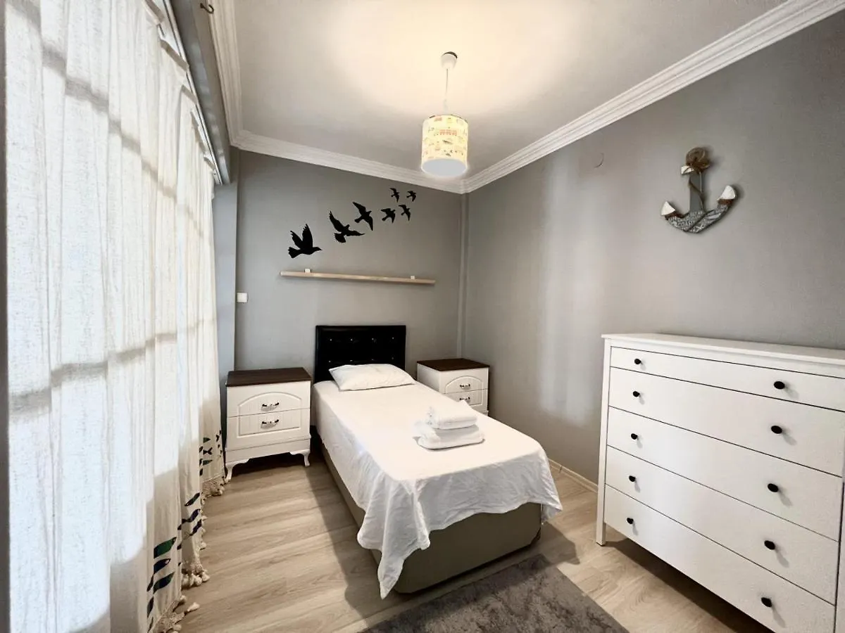 Refreshing House Close To The Beach With A Sea View And Balcony In Bodrum Apartment